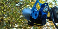 Röjsåg HS55 för grävmaskin - fäste S30/180, klingdiameter 550 mm, klarar upp till 150 mm tjocka grenar - Bild 3