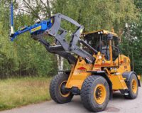 Häcksax för hjullastare - fäste L30, klippbredd 1800 mm, klipper upp till 40 mm tjocka grenar - Bild 3