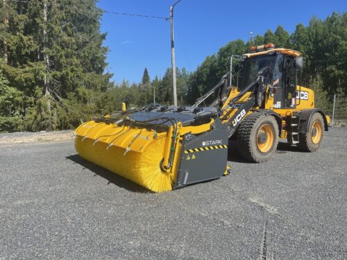 sopskopa_skopa_med_sopvals_for_hjullastare_lastmaskin_stark_bucket_sweeper_2