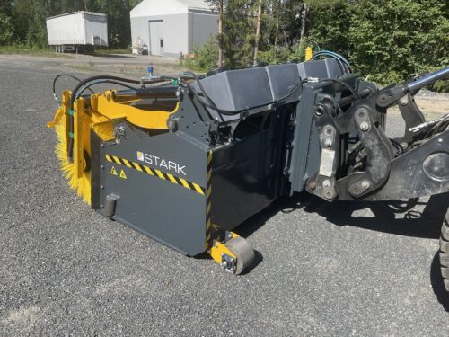 sopskopa_skopa_med_sopvals_for_hjullastare_lastmaskin_stark_bucket_sweeper_3