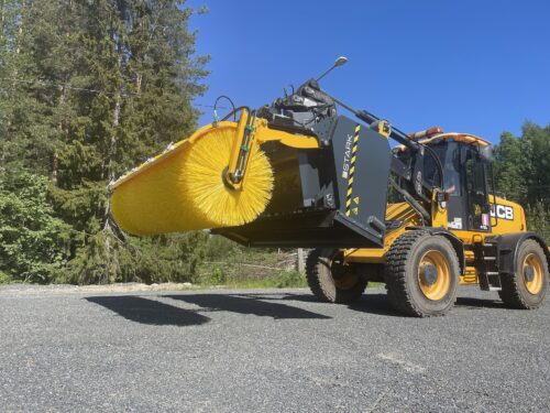 sopskopa_skopa_med_sopvals_for_hjullastare_lastmaskin_stark_bucket_sweeper_4